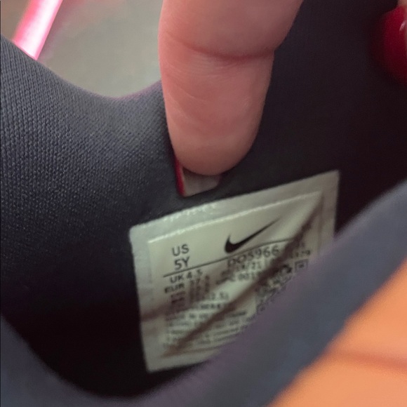 Nike Vibrant Pink and Blue Athletic Shoes - Picture 7 of 8